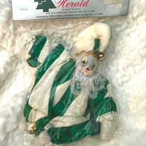 NWT Vintage Green and White Clown Figurine Decoration